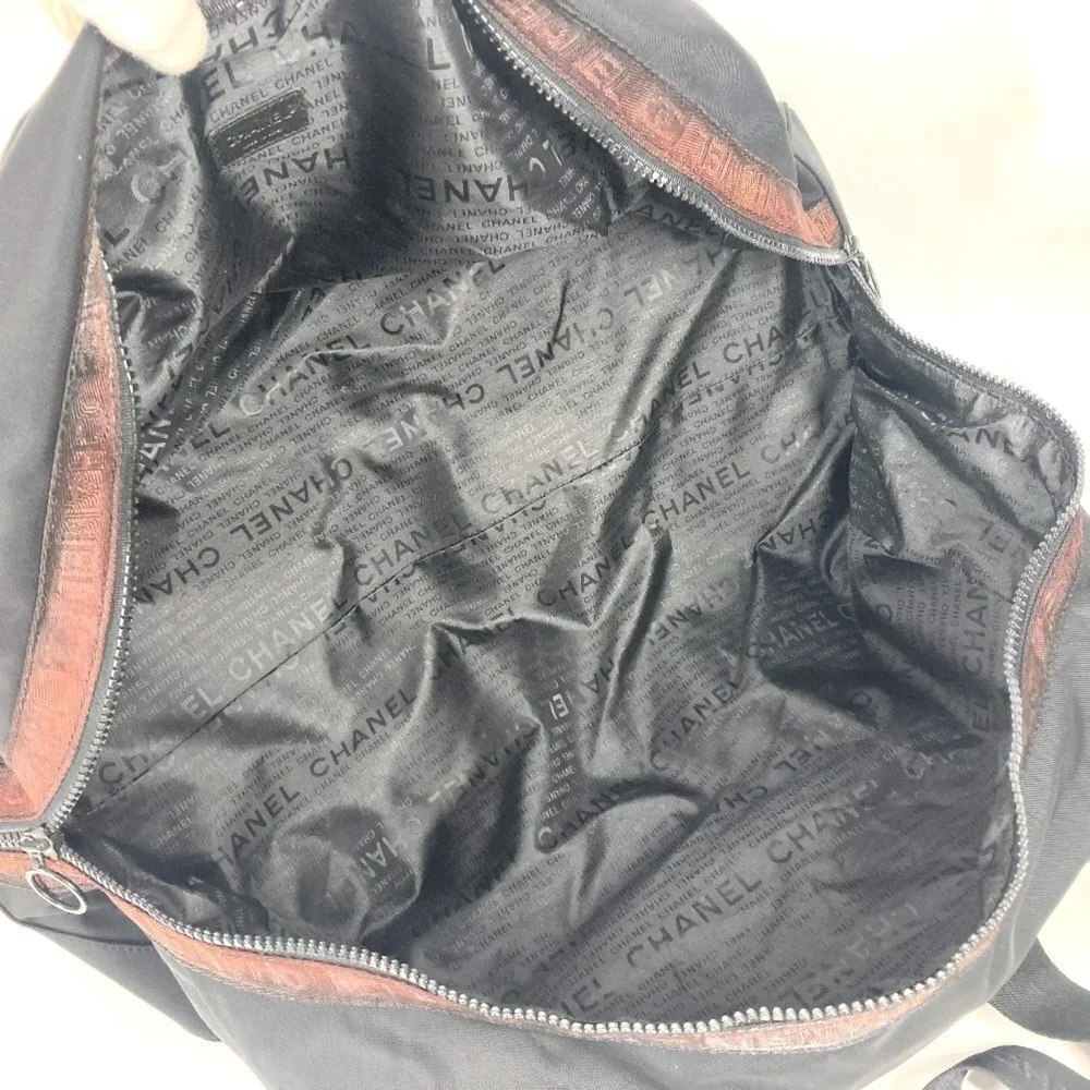 CHANEL Black Logo Shoulder Bag